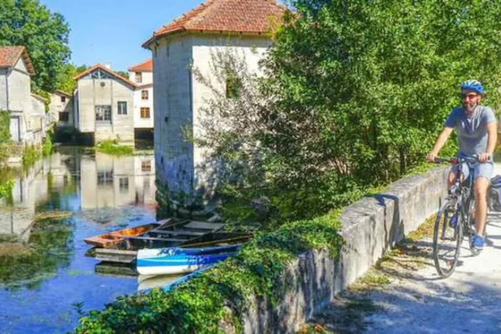 Apartamento L'Escapade Proche Gare Angulema Exterior foto